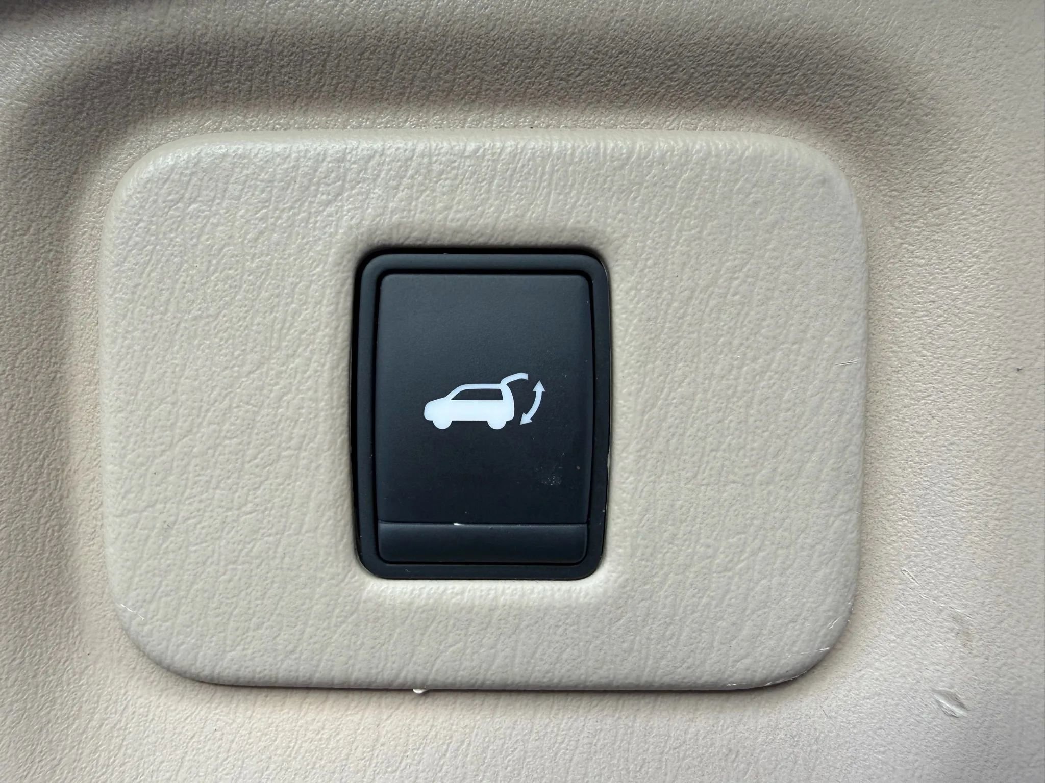 Used 2013 Nissan Pathfinder SL w/ SL Premium Pkg image 28