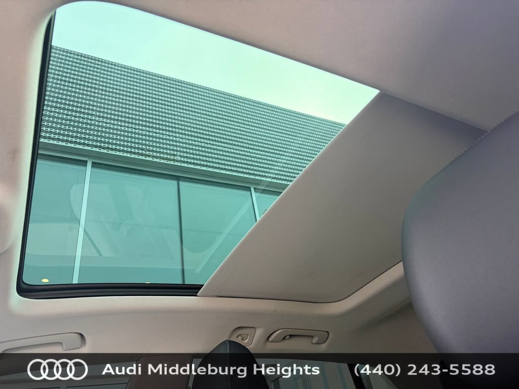 Certified 2023 Audi Q8 Premium w/ Convenience Package AWD/4WD image 19