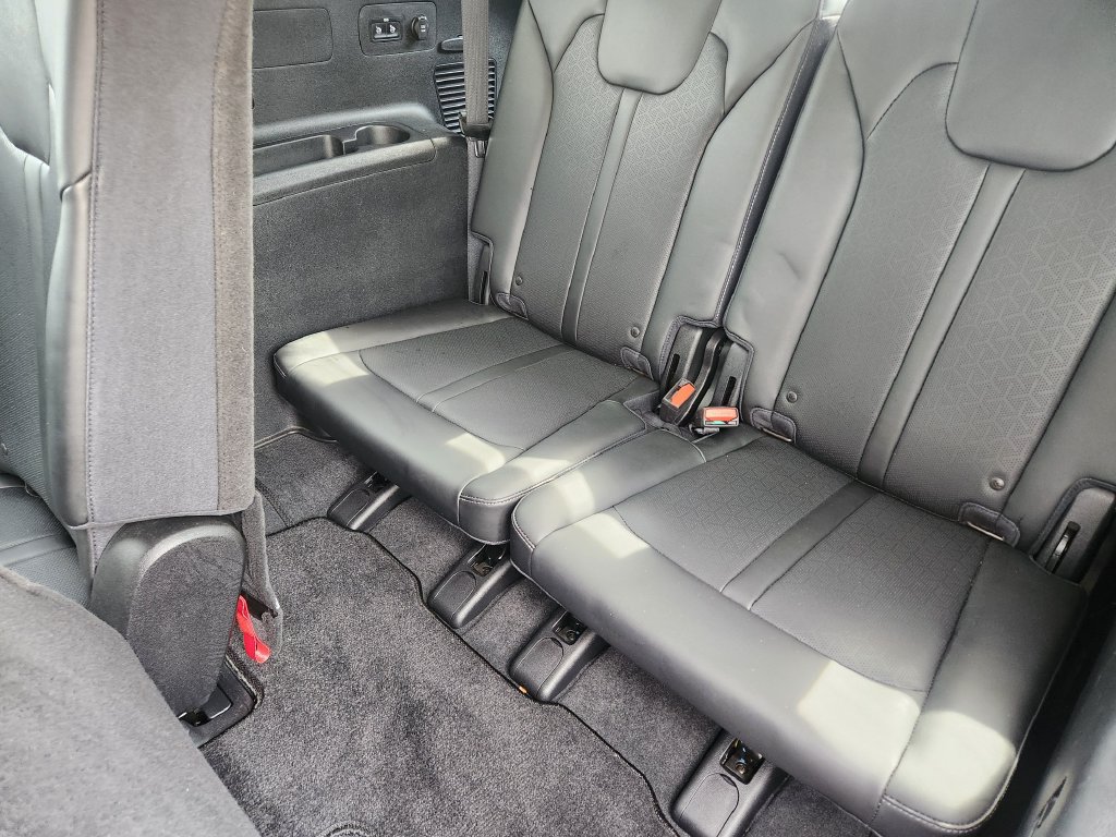 Used 2023 Kia Sorento S FWD image 34