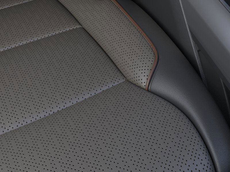 Used 2025 Ford F150 Lariat w/ Equipment Group 501A Mid image 16