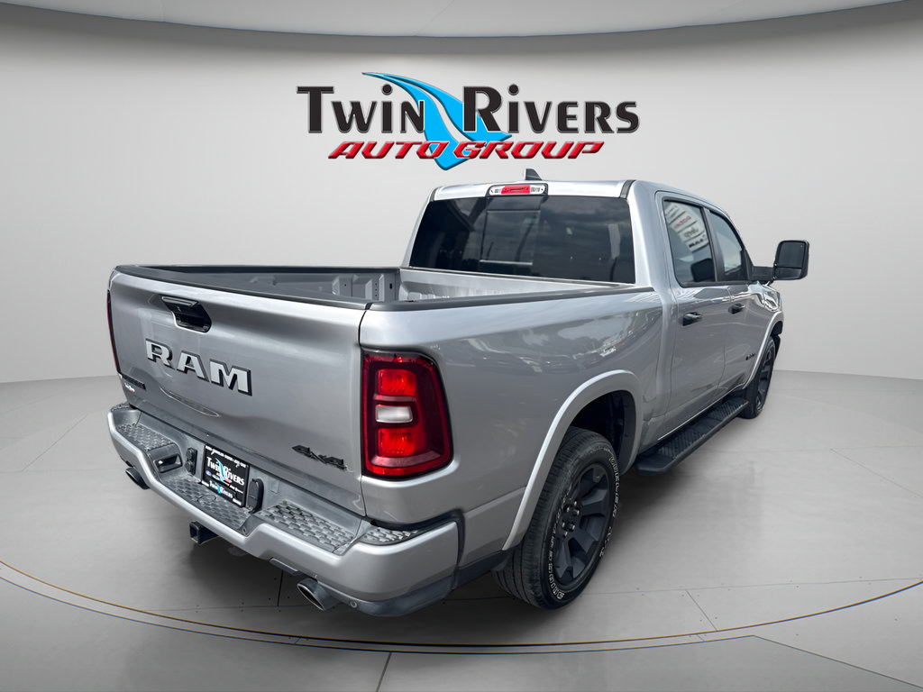 Used 2025 RAM 1500 Big Horn AWD/4WD image 4