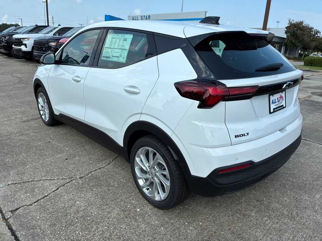 New 2027 Chevrolet Bolt LT FWD image 9