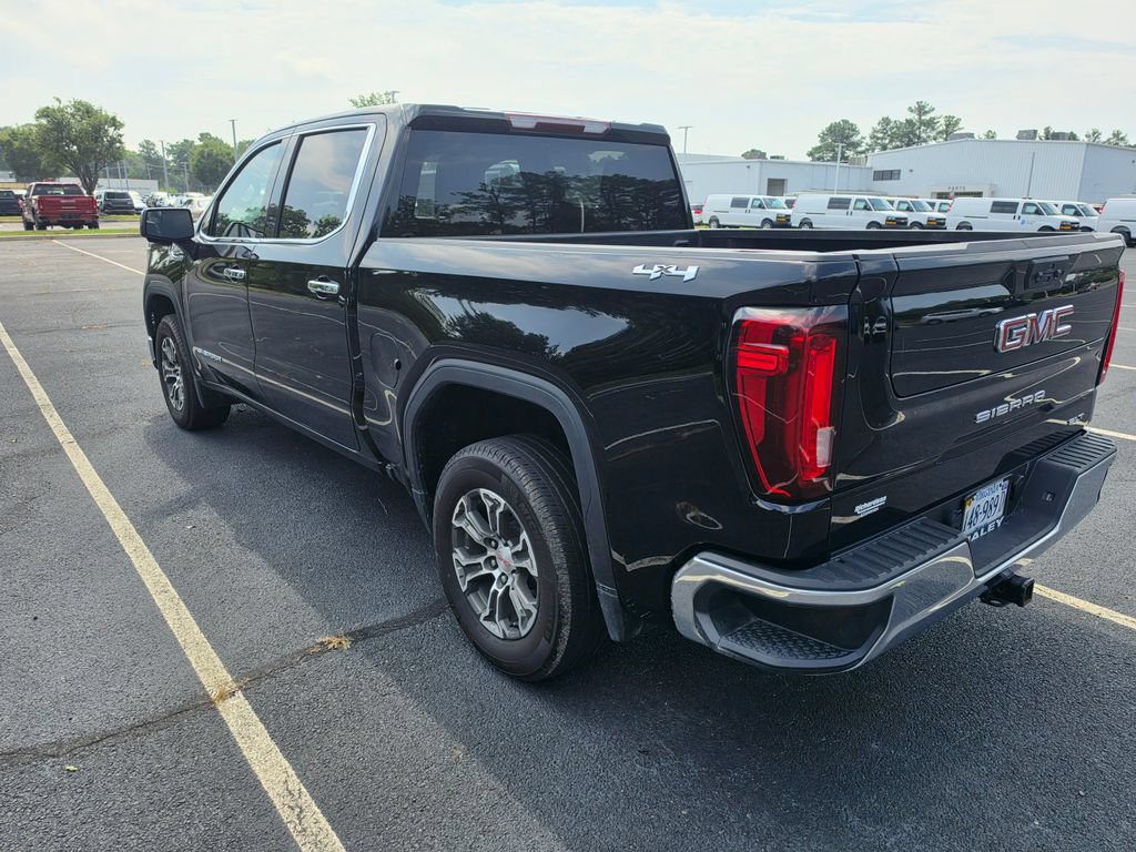 Used 2024 GMC Sierra 1500 SLT AWD/4WD image 8