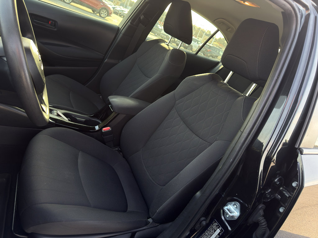 Used 2022 Toyota Corolla LE FWD image 21