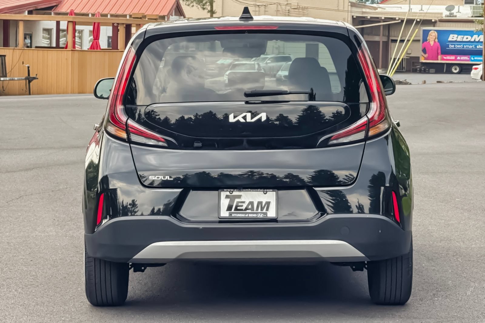 Used 2023 Kia Soul LX FWD image 5