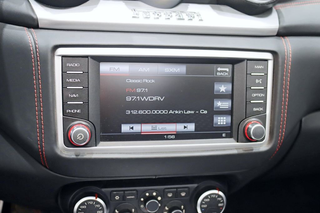 Used 2016 Ferrari California T image 21