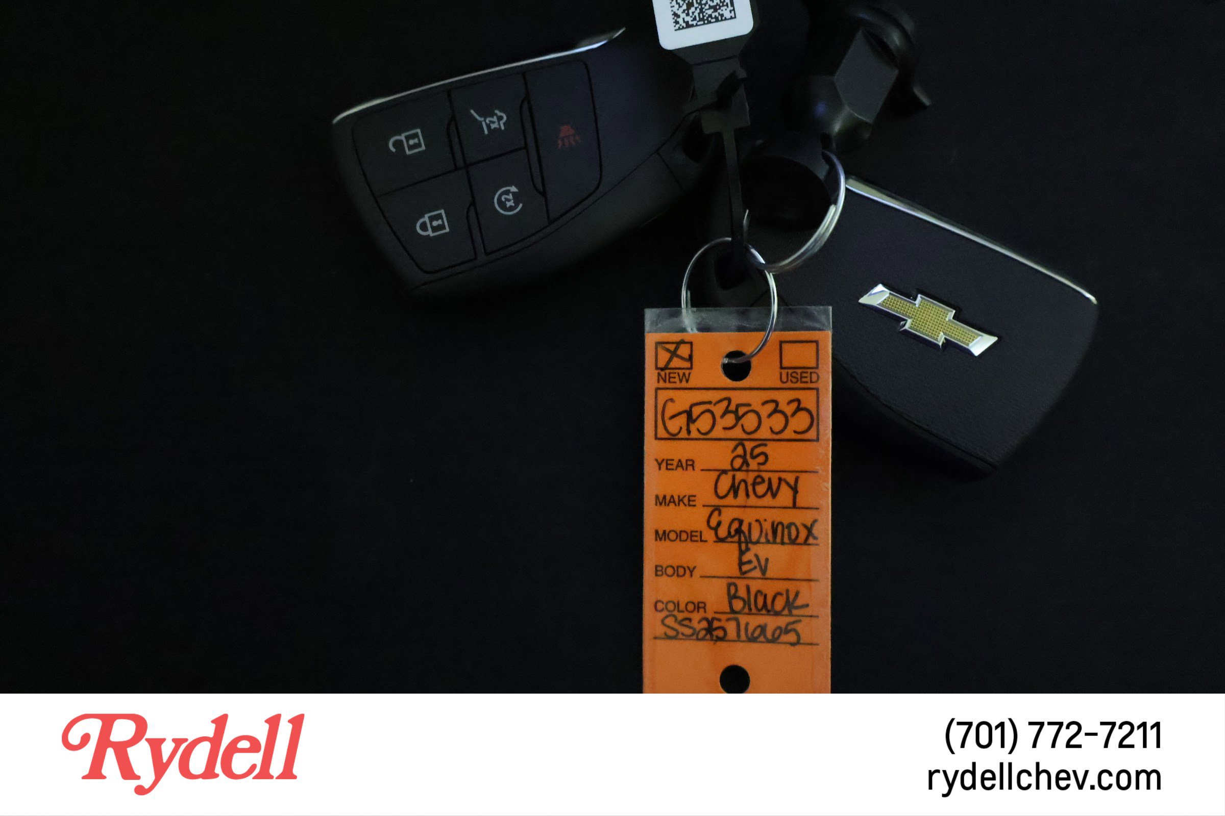 New 2025 Chevrolet Equinox EV LT image 30