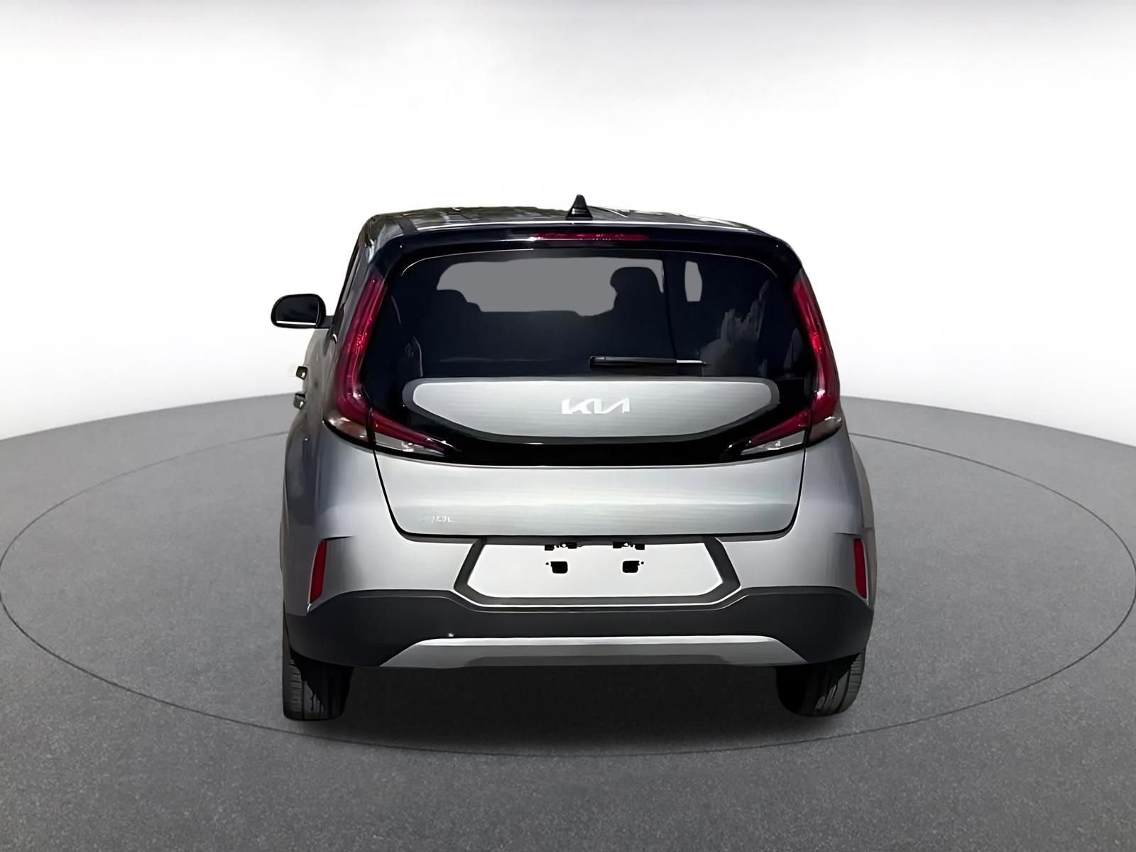 Used 2025 Kia Soul LX w/ LX Technology Package image 12