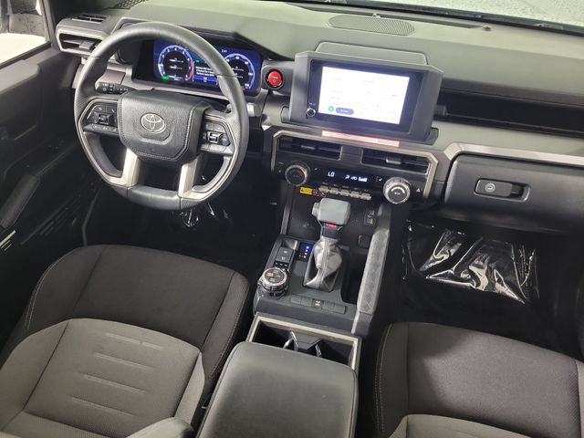 Used 2025 Toyota 4Runner TRD Off-Road AWD/4WD image 15