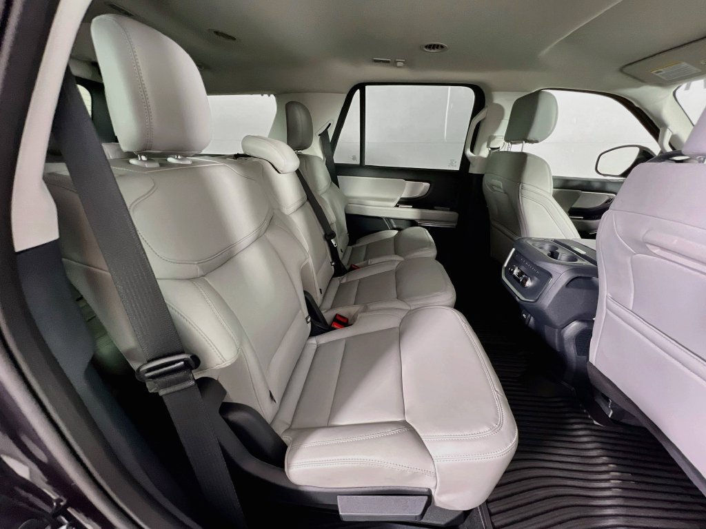 New 2027 Ford Expedition Active AWD/4WD image 16