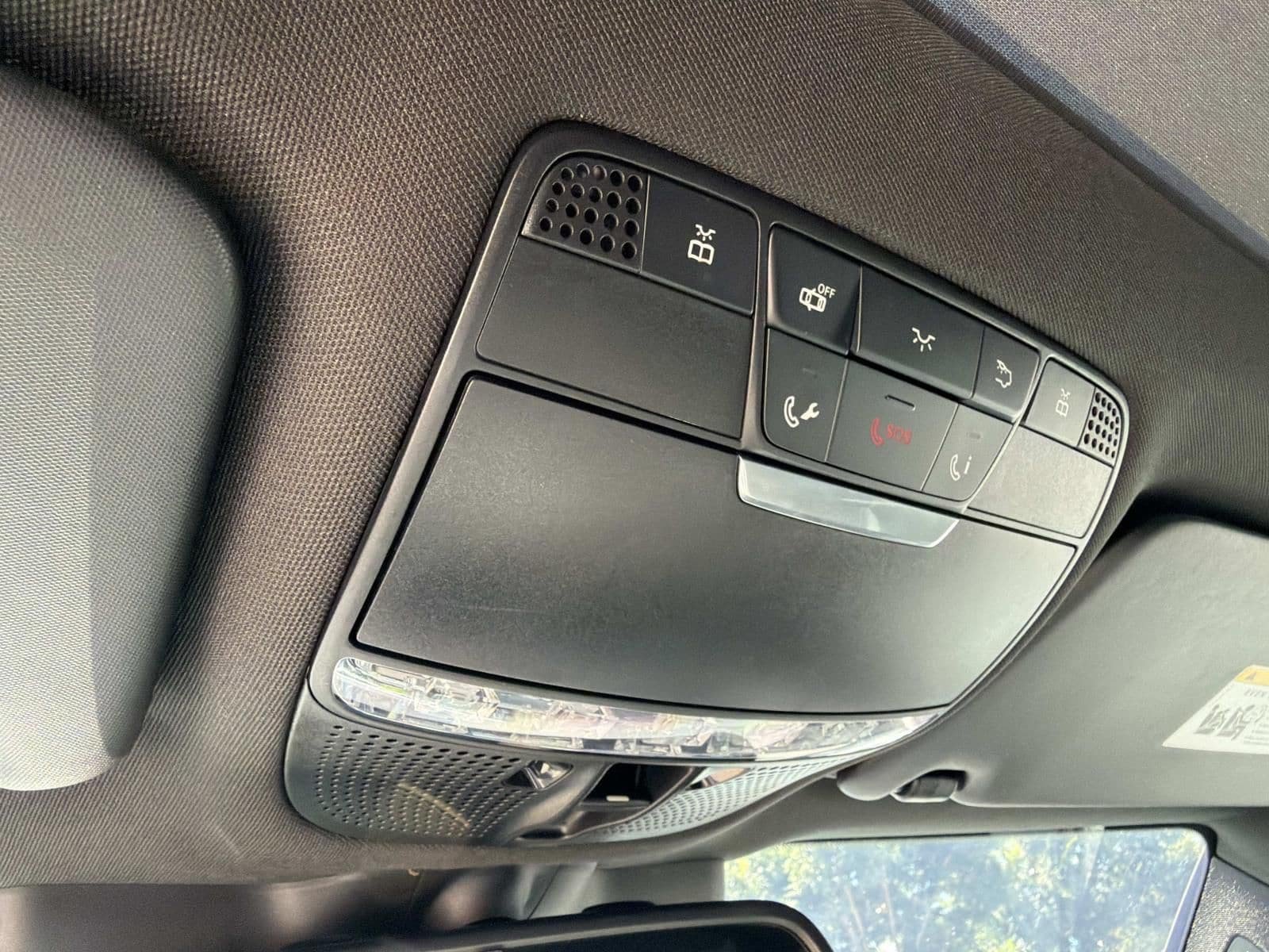 Used 2018 Mercedes-Benz GLC 43 AMG 4MATIC image 31