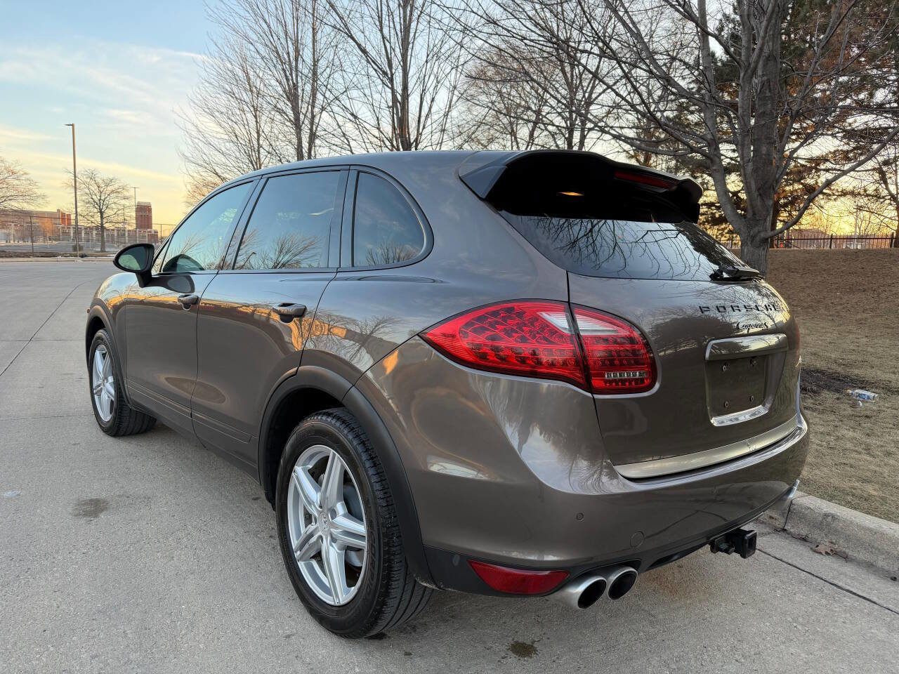 Used 2011 Porsche Cayenne S AWD/4WD image 28