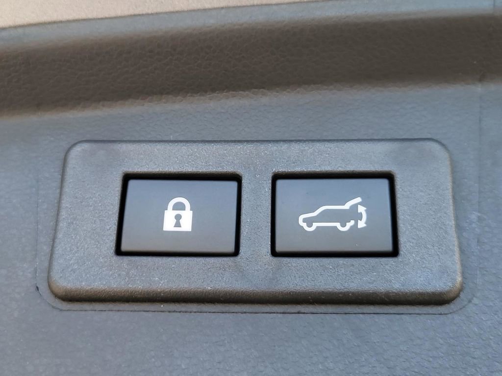 Certified 2025 Subaru Outback Onyx Edition image 11