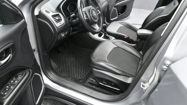 Used 2021 Jeep Compass Latitude w/ Convenience Group AWD/4WD image 18