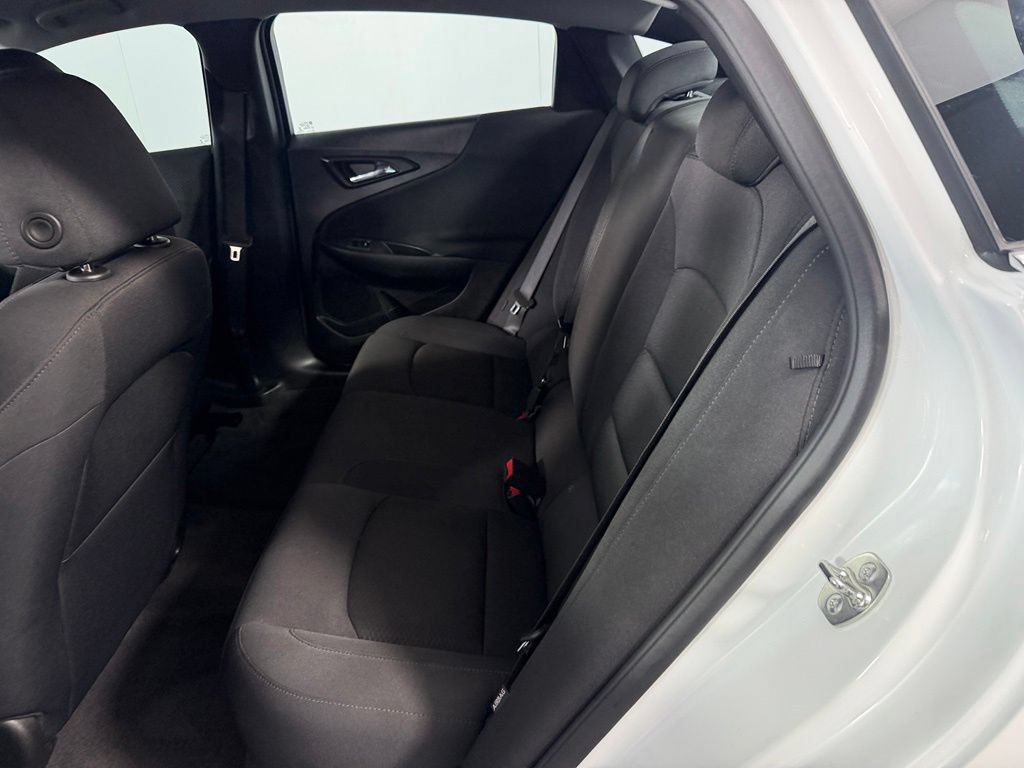 Used 2025 Chevrolet Malibu RS FWD image 26