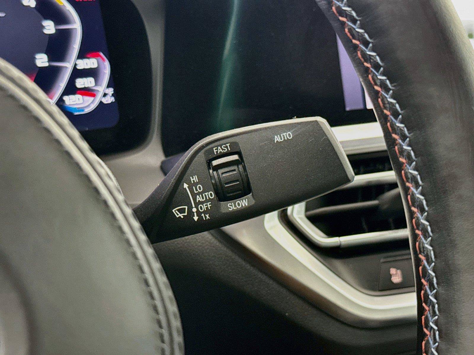 Used 2022 BMW M4 xDrive Competition AWD/4WD image 14