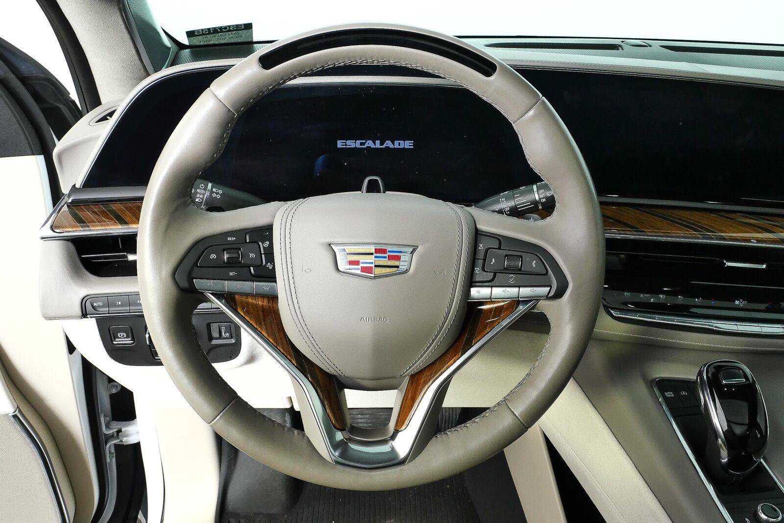 Used 2023 Cadillac Escalade ESV Sport Platinum AWD/4WD image 9