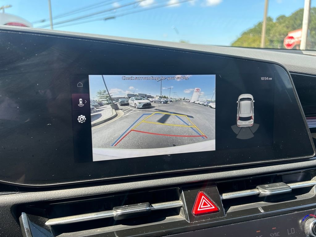 Used 2023 Kia Niro EX image 16