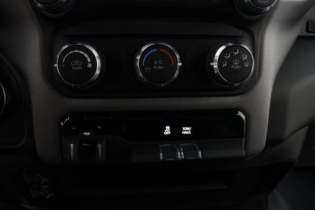 Used 2024 RAM 2500 Big Horn w/ Bed Utility Group image 6