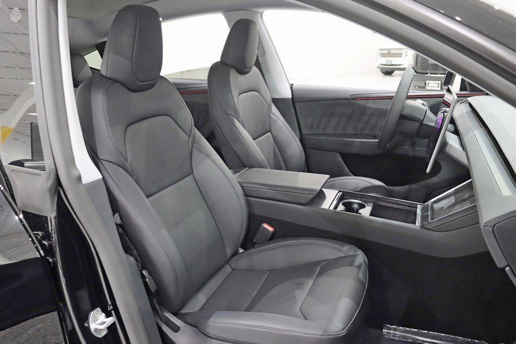 Used 2026 Tesla Model Y AWD image 27