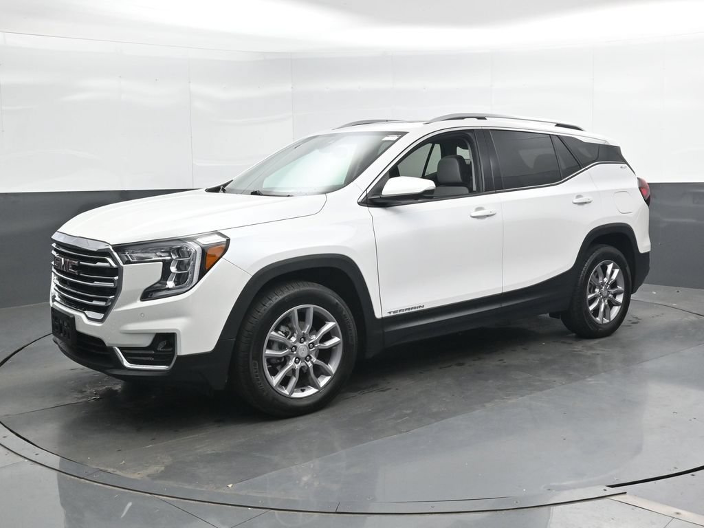 Used 2024 GMC Terrain SLT w/ Infotainment Package II AWD/4WD image 7
