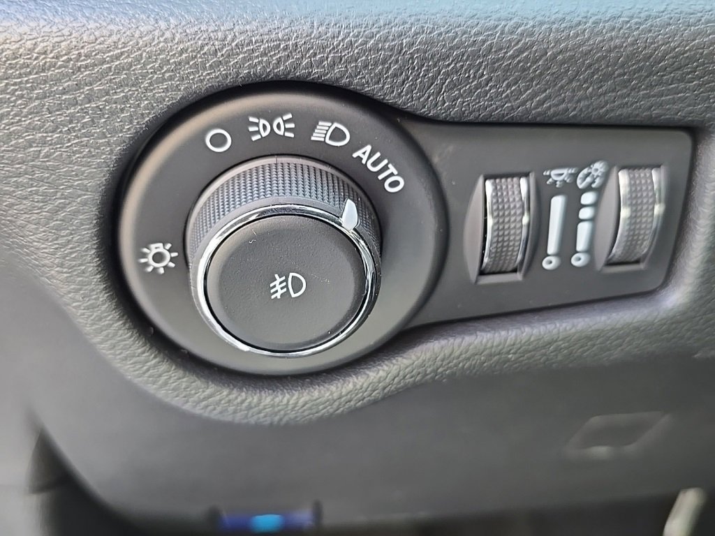 New 2026 Chrysler Pacifica Limited w/ S Appearance Package image 19