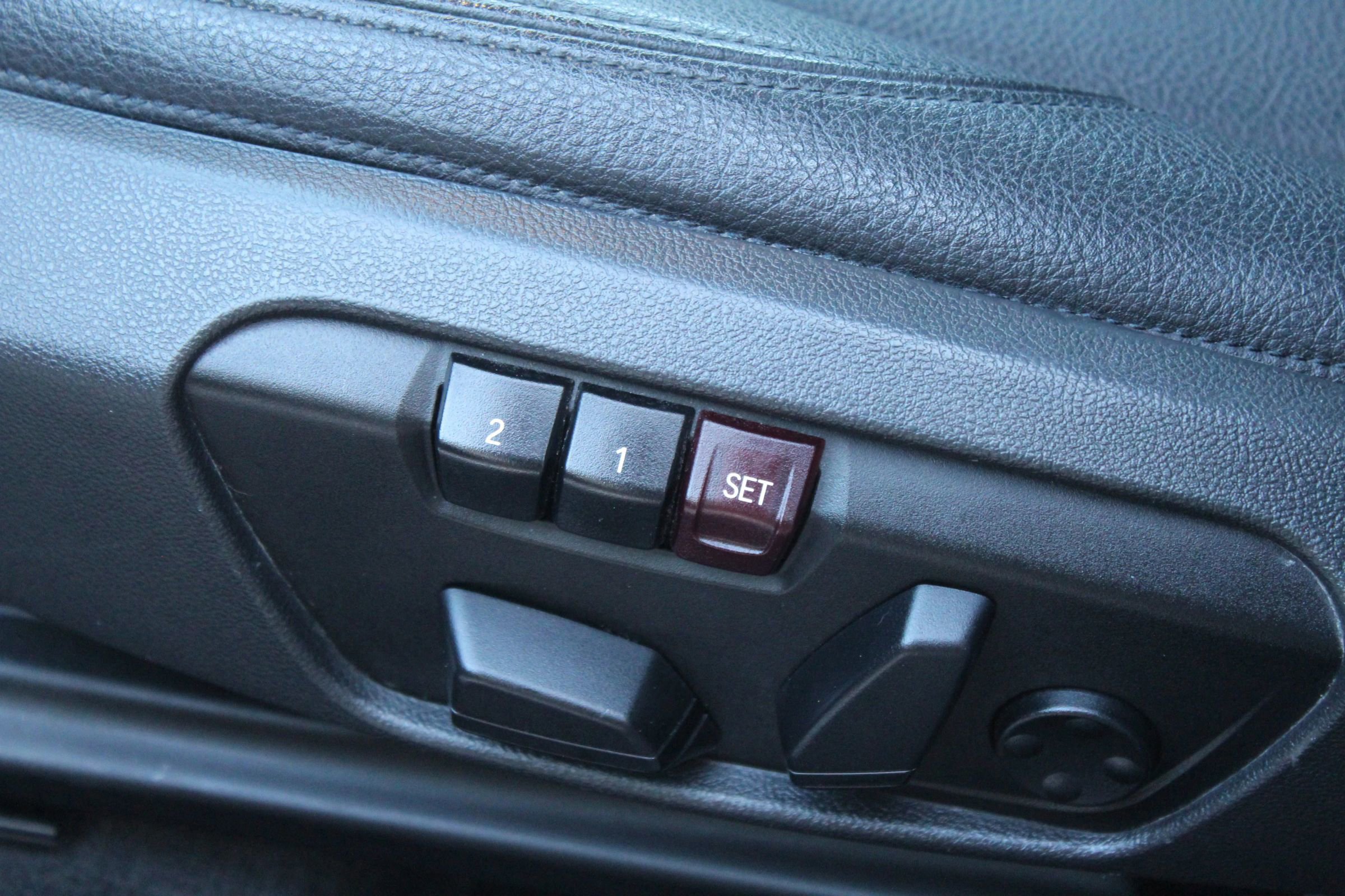 Used 2017 BMW X1 xDrive28i AWD/4WD image 24