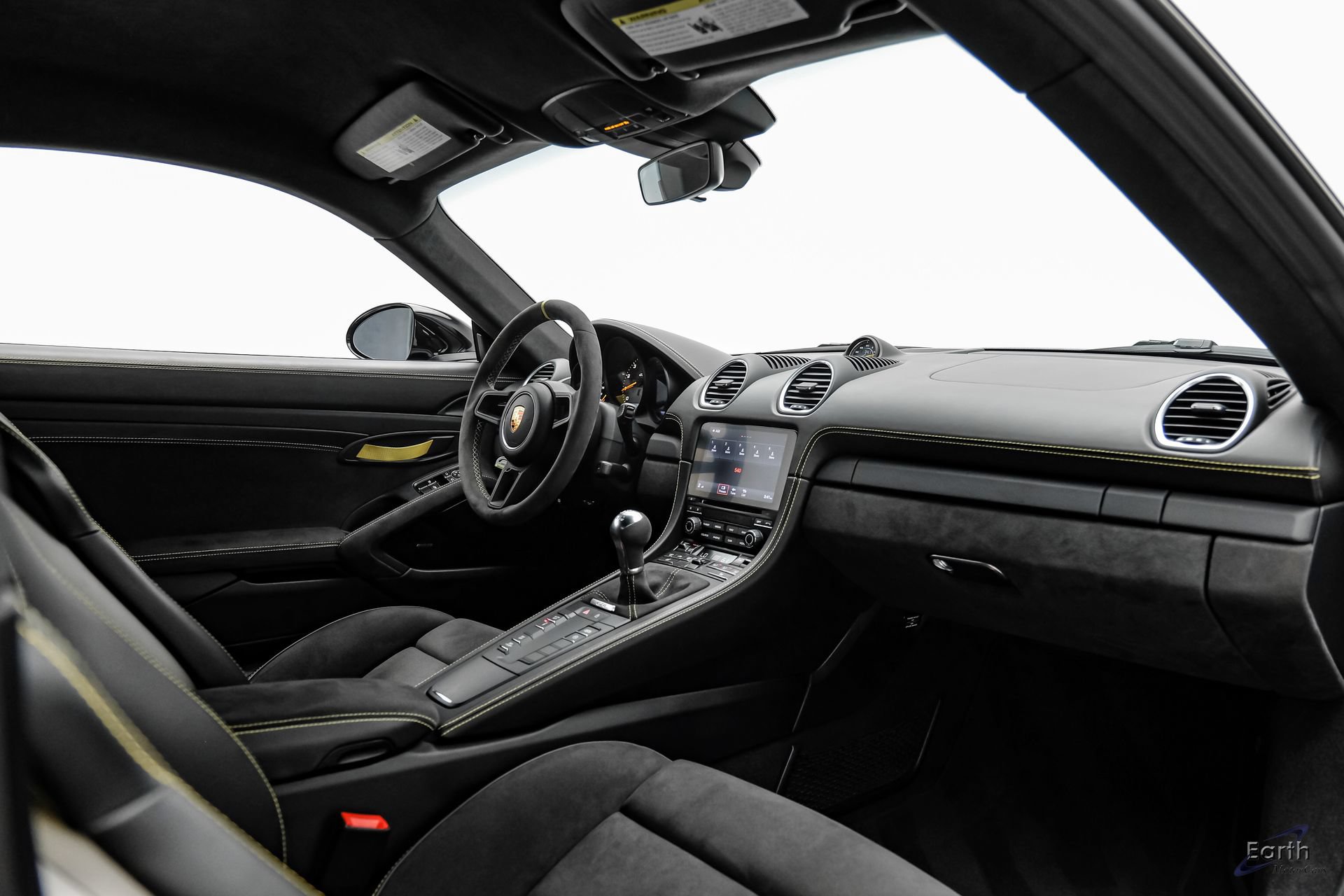 Used 2021 Porsche 718 Cayman GT4 RWD image 50
