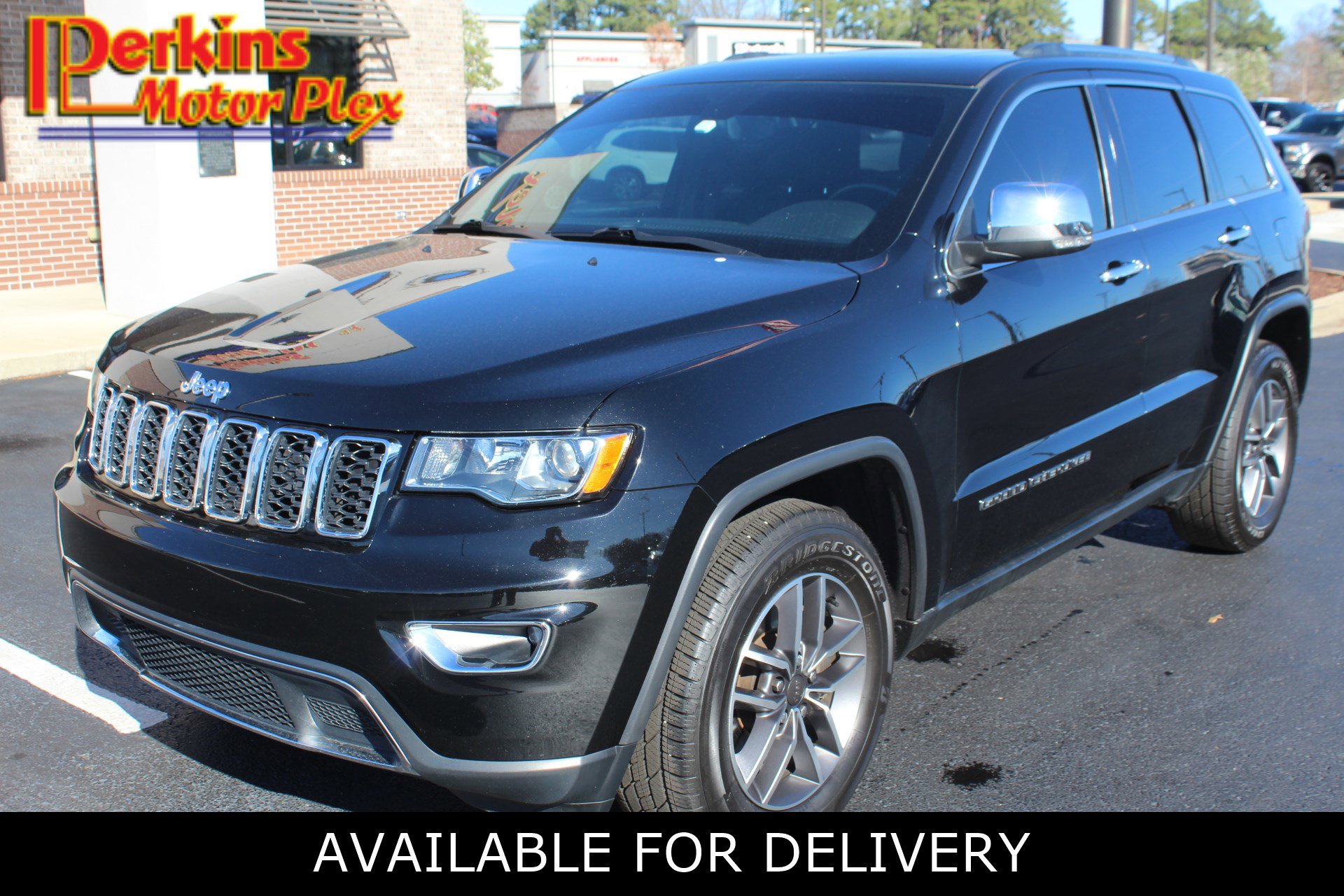 Used 2021 Jeep Grand Cherokee Limited w/ Luxury Group II image 1