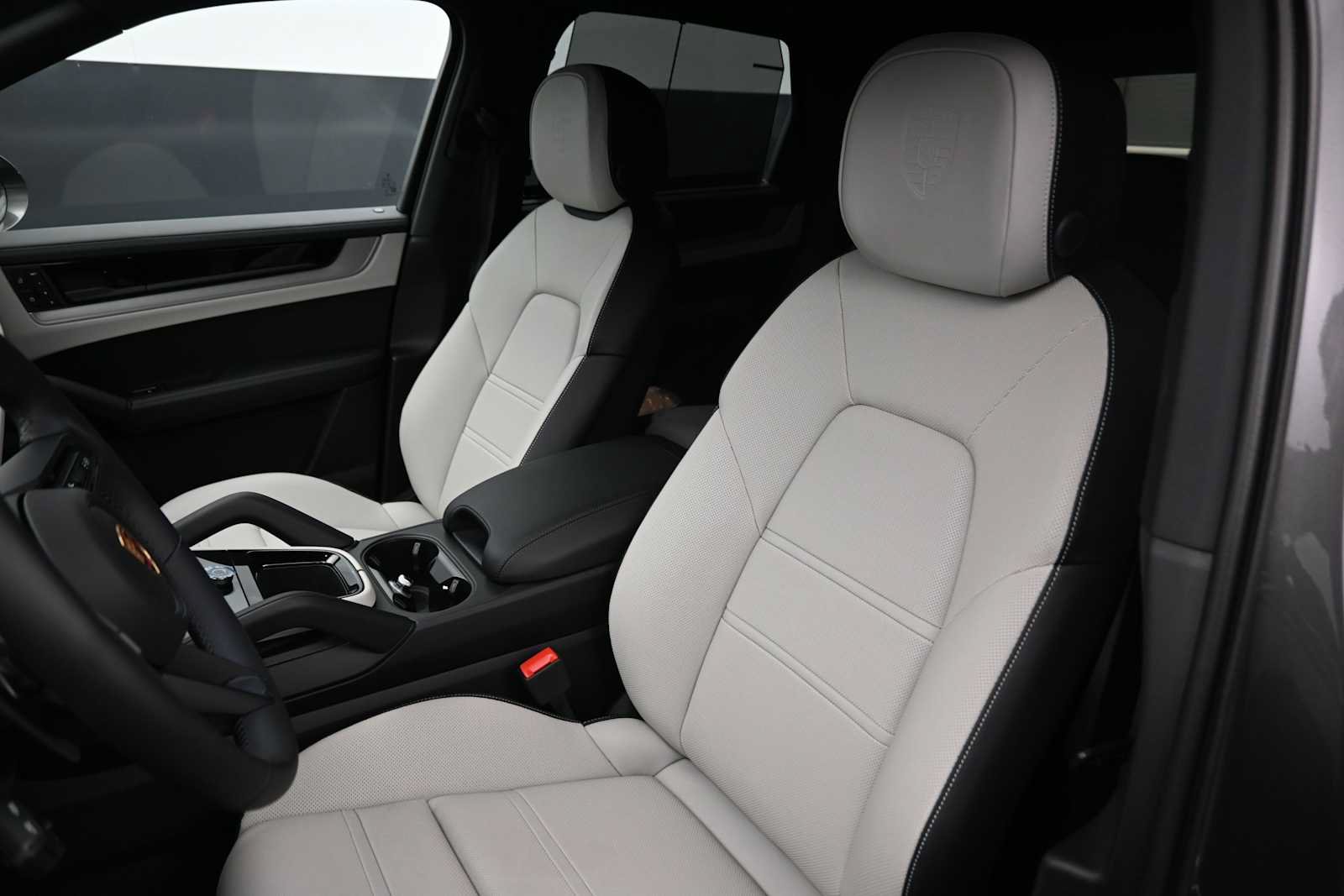 New 2026 Porsche Cayenne S AWD/4WD image 5