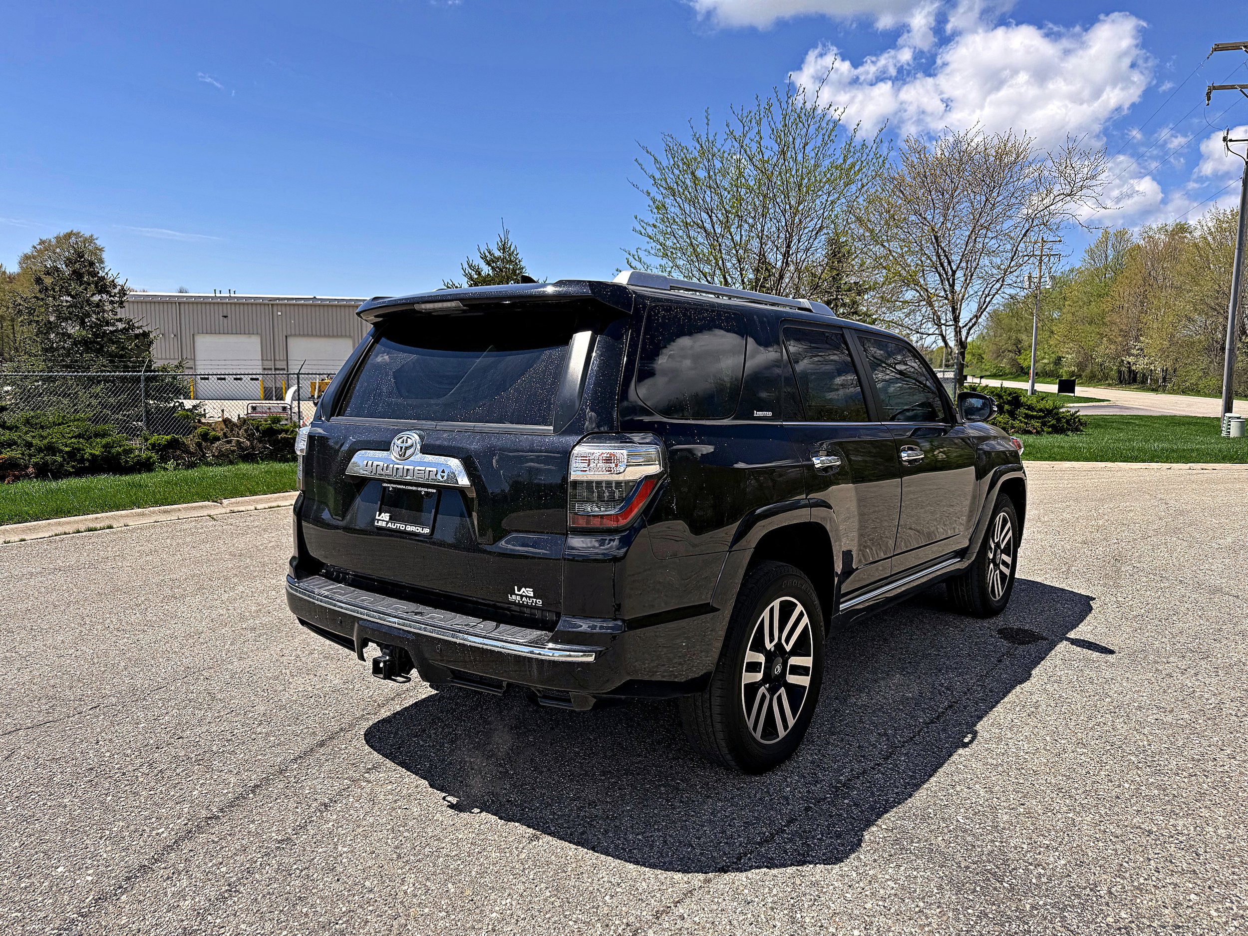 Used 2021 Toyota 4Runner Limited AWD/4WD image 9