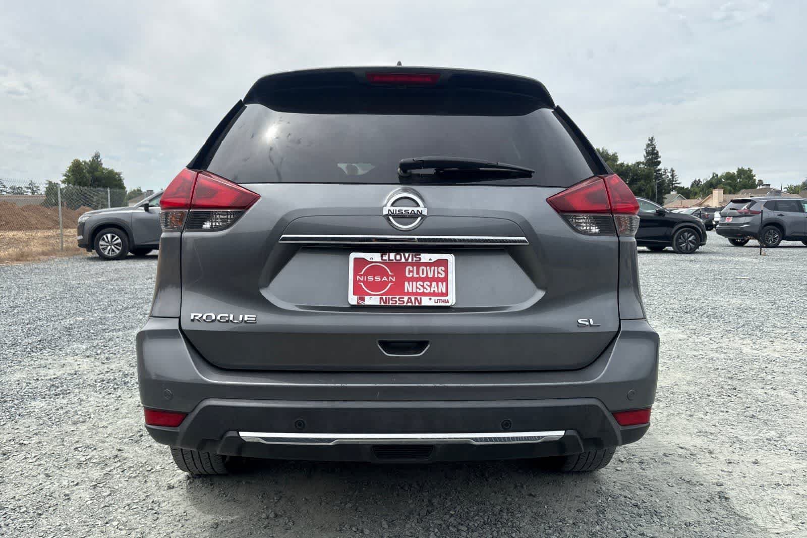 Used 2019 Nissan Rogue SL FWD image 8