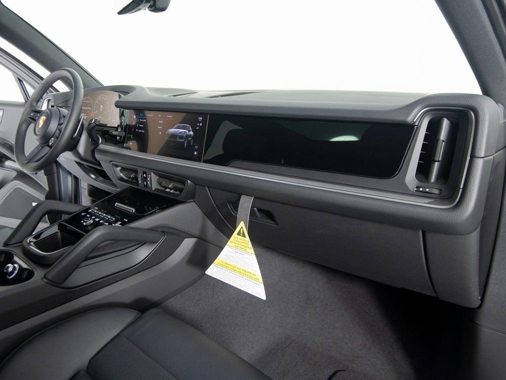 New 2026 Porsche Cayenne image 30
