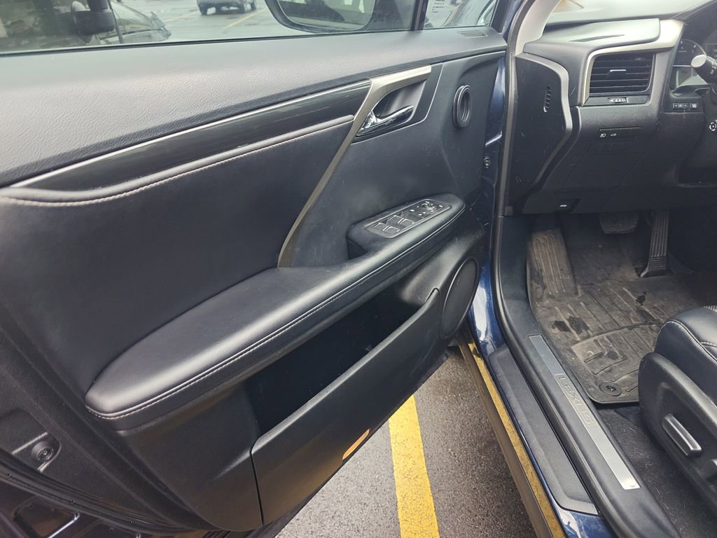 Used 2019 Lexus RX 350 FWD w/ Accessory Package image 5