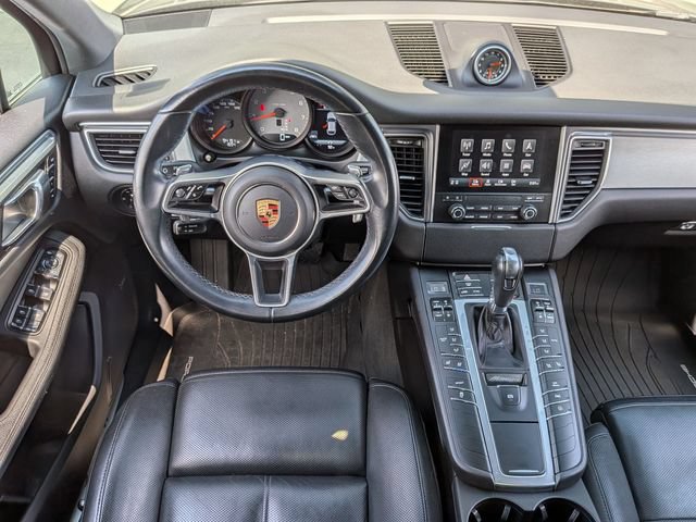 Used 2017 Porsche Macan S AWD/4WD image 32
