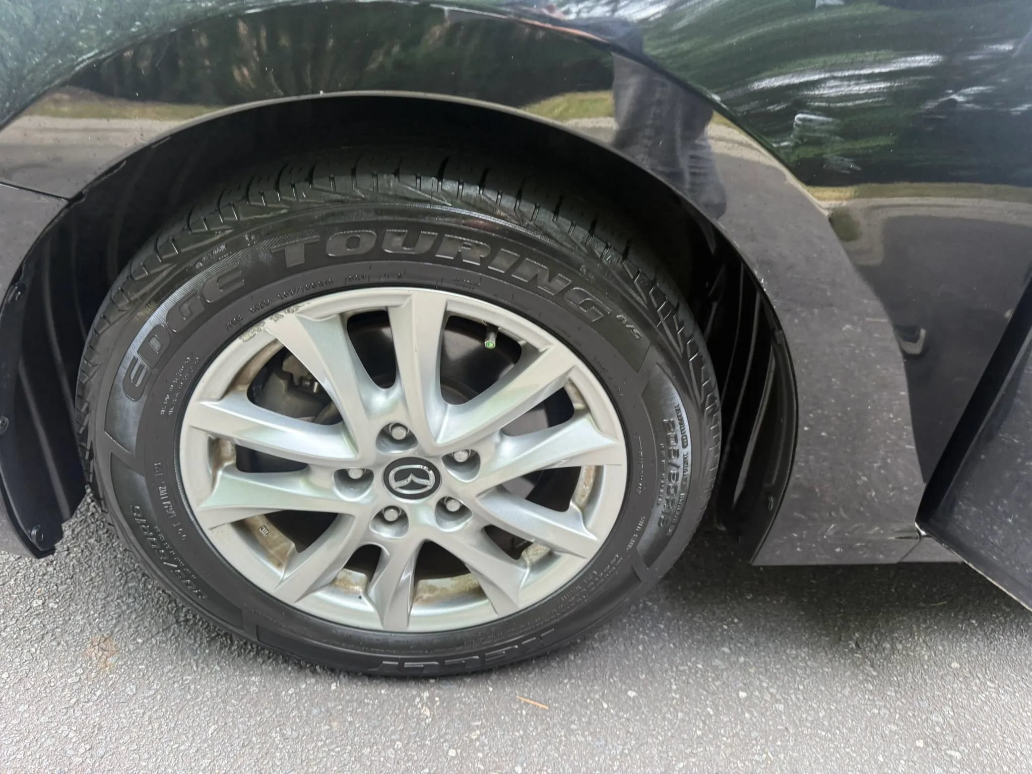 Used 2018 MAZDA MAZDA3 Sport w/ Preferred Equipment Package FWD image 23