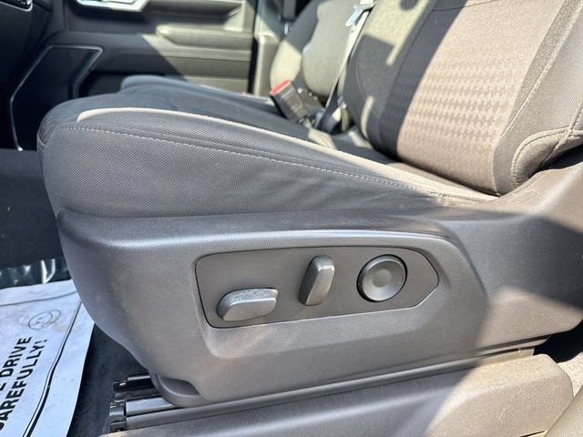 Used 2024 Chevrolet Silverado 2500 LT AWD/4WD image 12