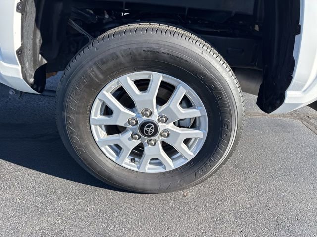 Used 2024 Toyota Tacoma SR5 image 23