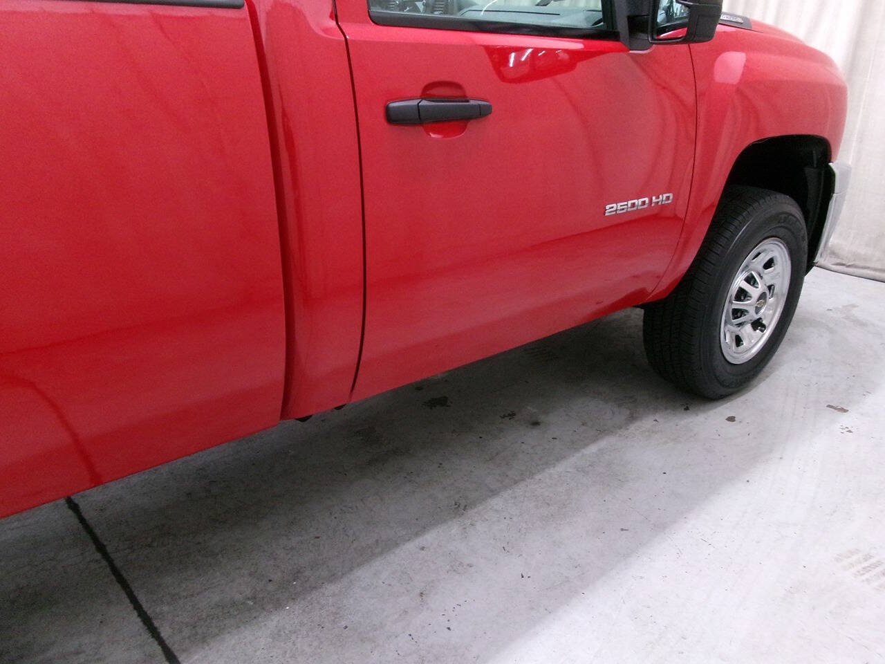 Used 2014 Chevrolet Silverado 2500 W/T w/ Snow Plow Prep Package AWD/4WD image 13