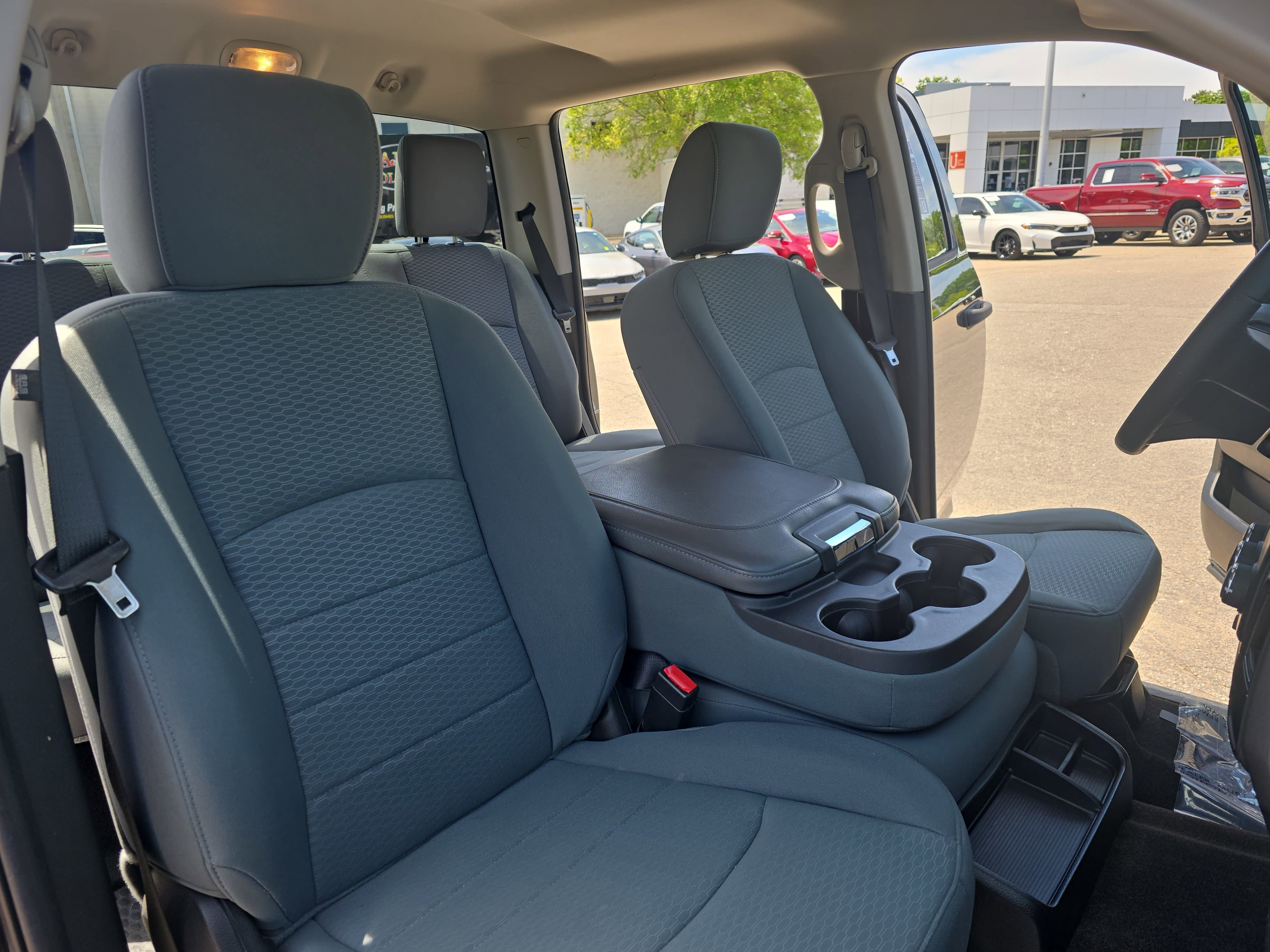Used 2013 RAM 1500 Express AWD/4WD image 10