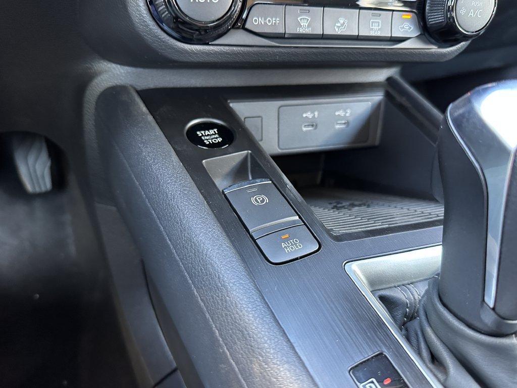 New 2026 Nissan Kicks SV w/ Charging Package FWD image 25