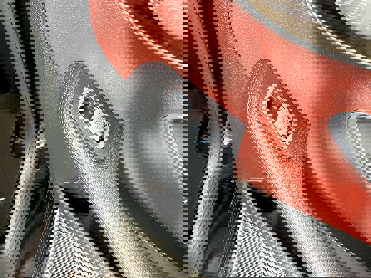 Used 2015 Mercedes-Benz C 400 4MATIC image 40