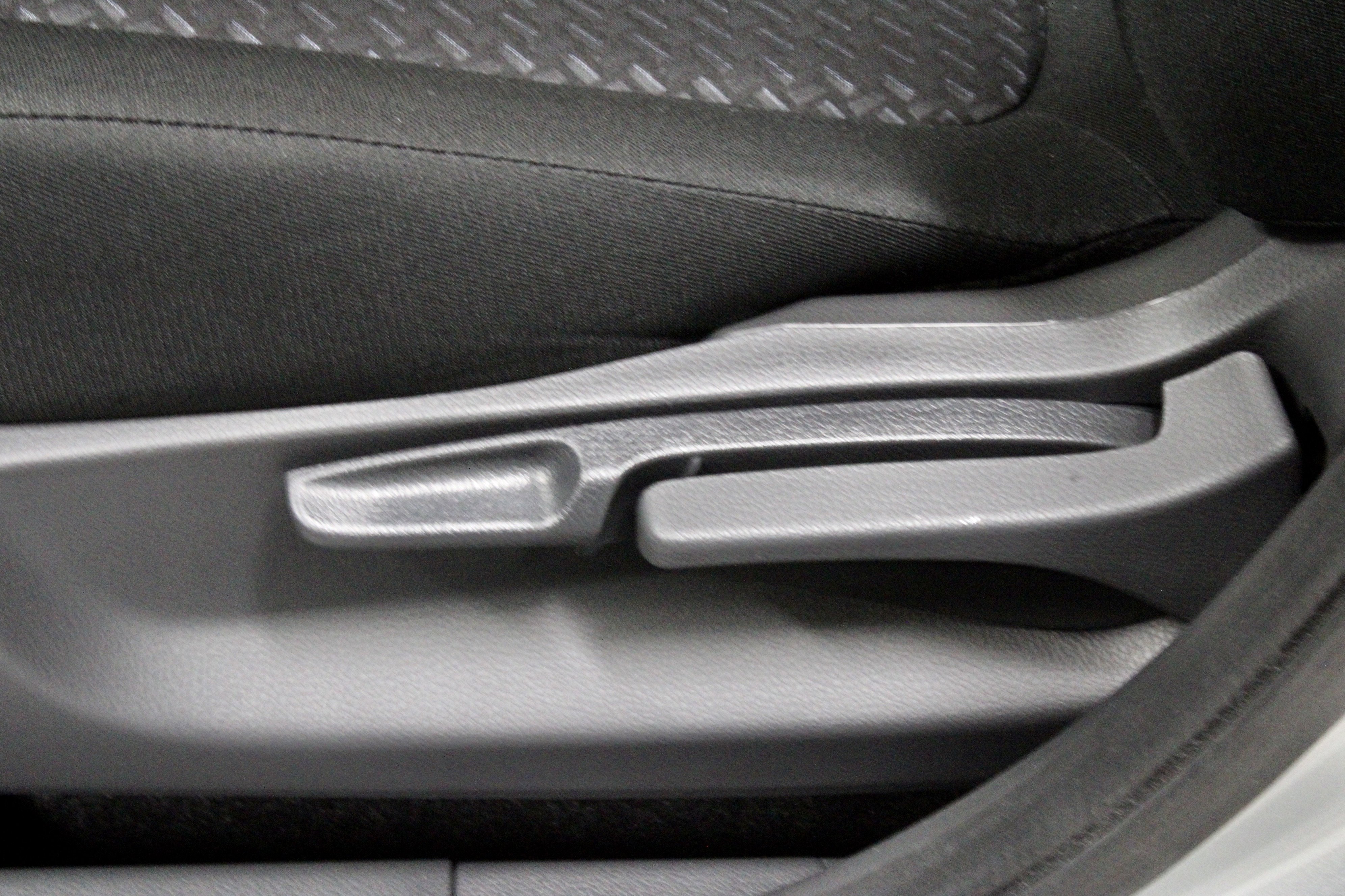 New 2025 Mitsubishi Eclipse Cross LE image 10