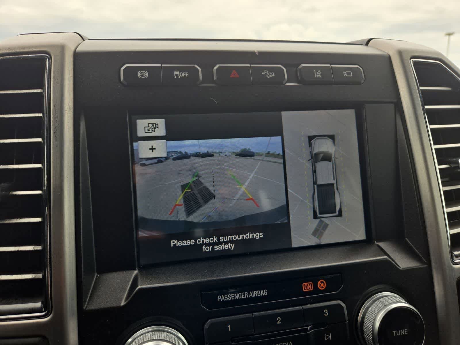 Used 2019 Ford F450 Platinum w/ Platinum Ultimate Package AWD/4WD image 30