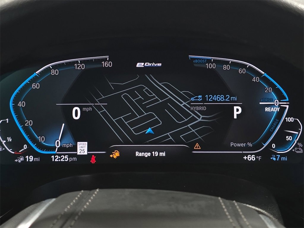 Certified 2023 BMW 530e w/ Premium Package image 16