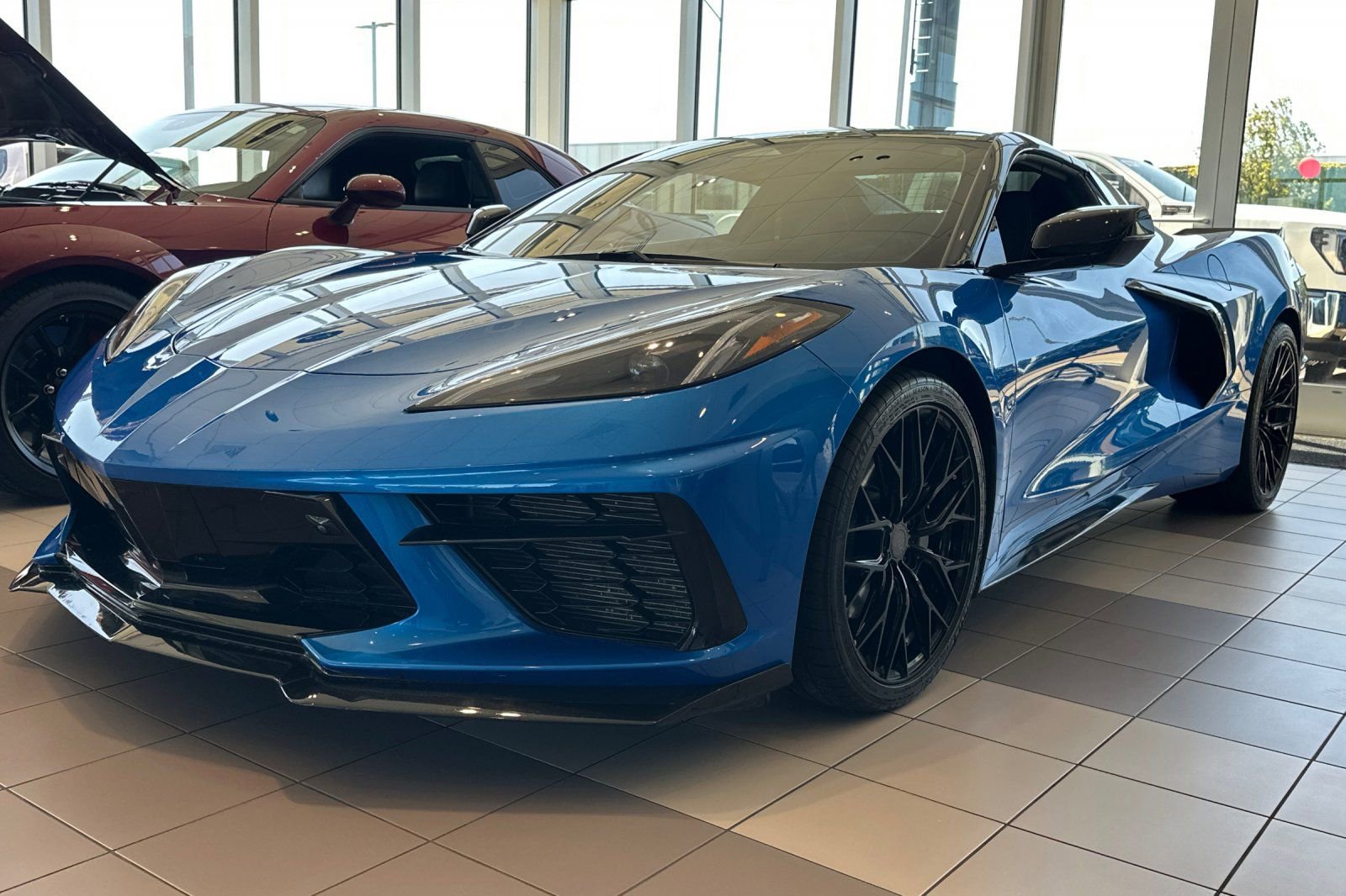 Used 2024 Chevrolet Corvette Stingray Preferred Conv w/ Stealth Interior Trim Package RWD image 8