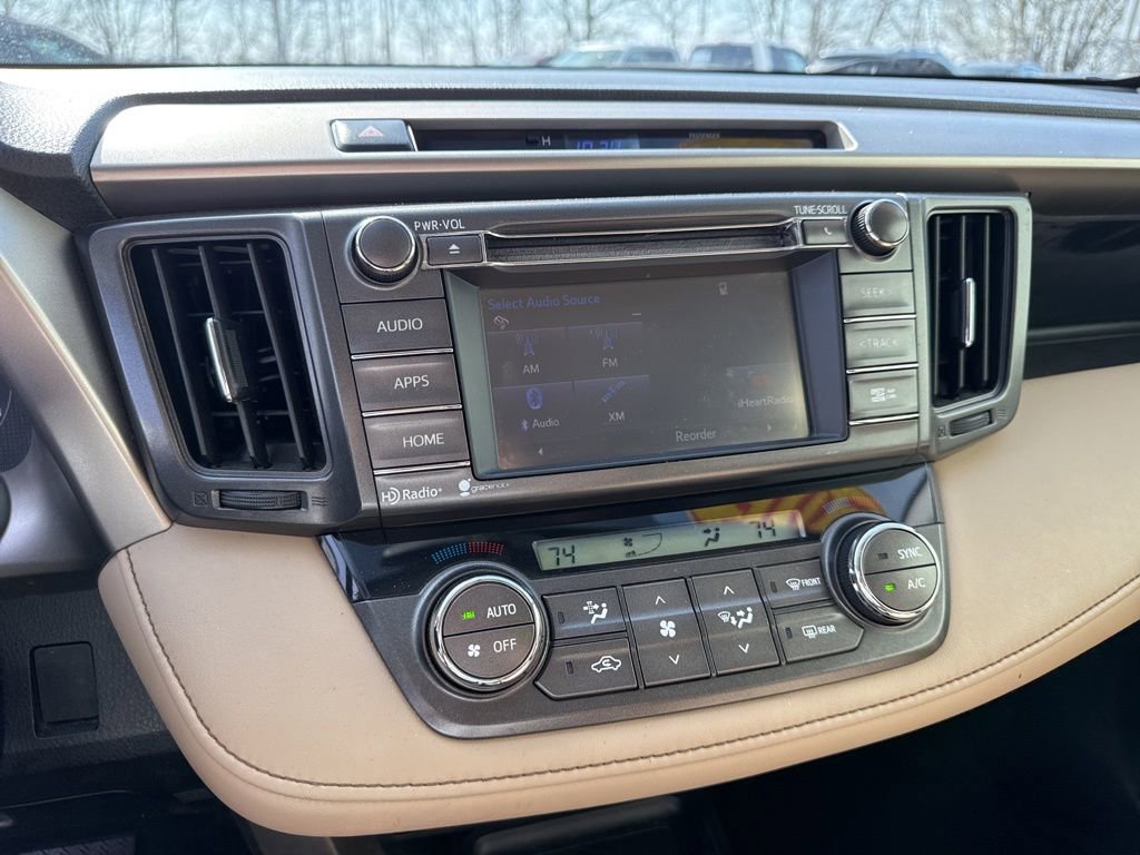 Used 2015 Toyota RAV4 XLE image 21