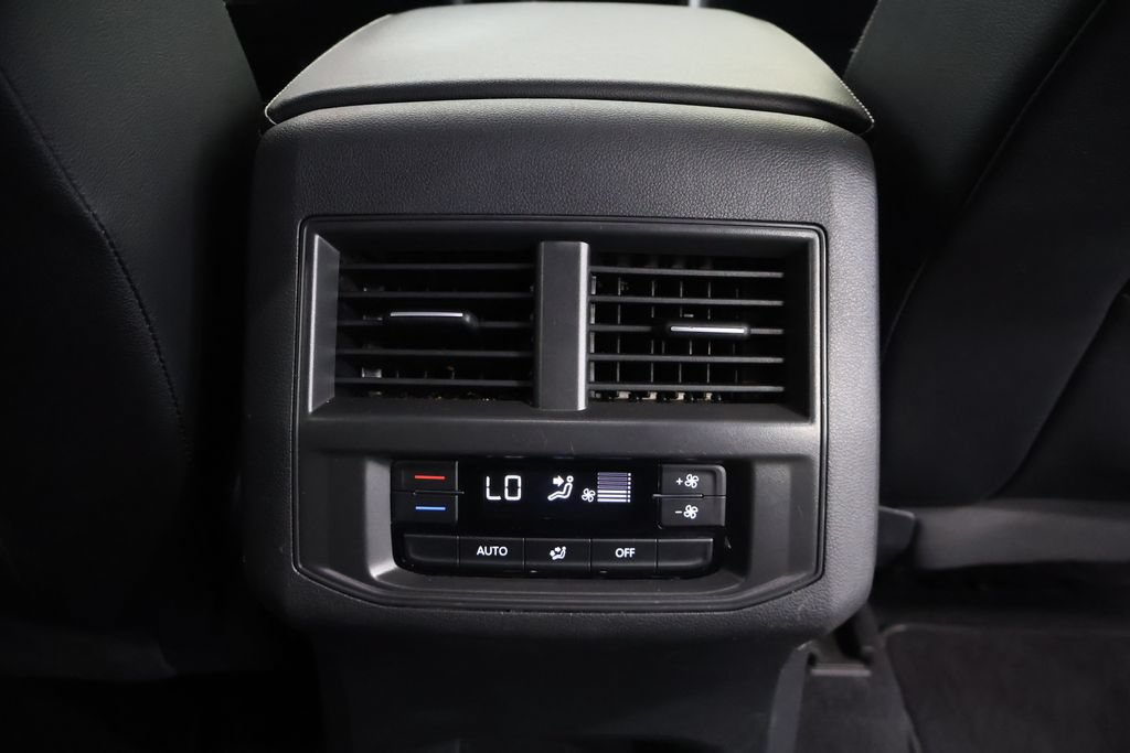 Certified 2023 Volkswagen Atlas SE AWD/4WD image 25