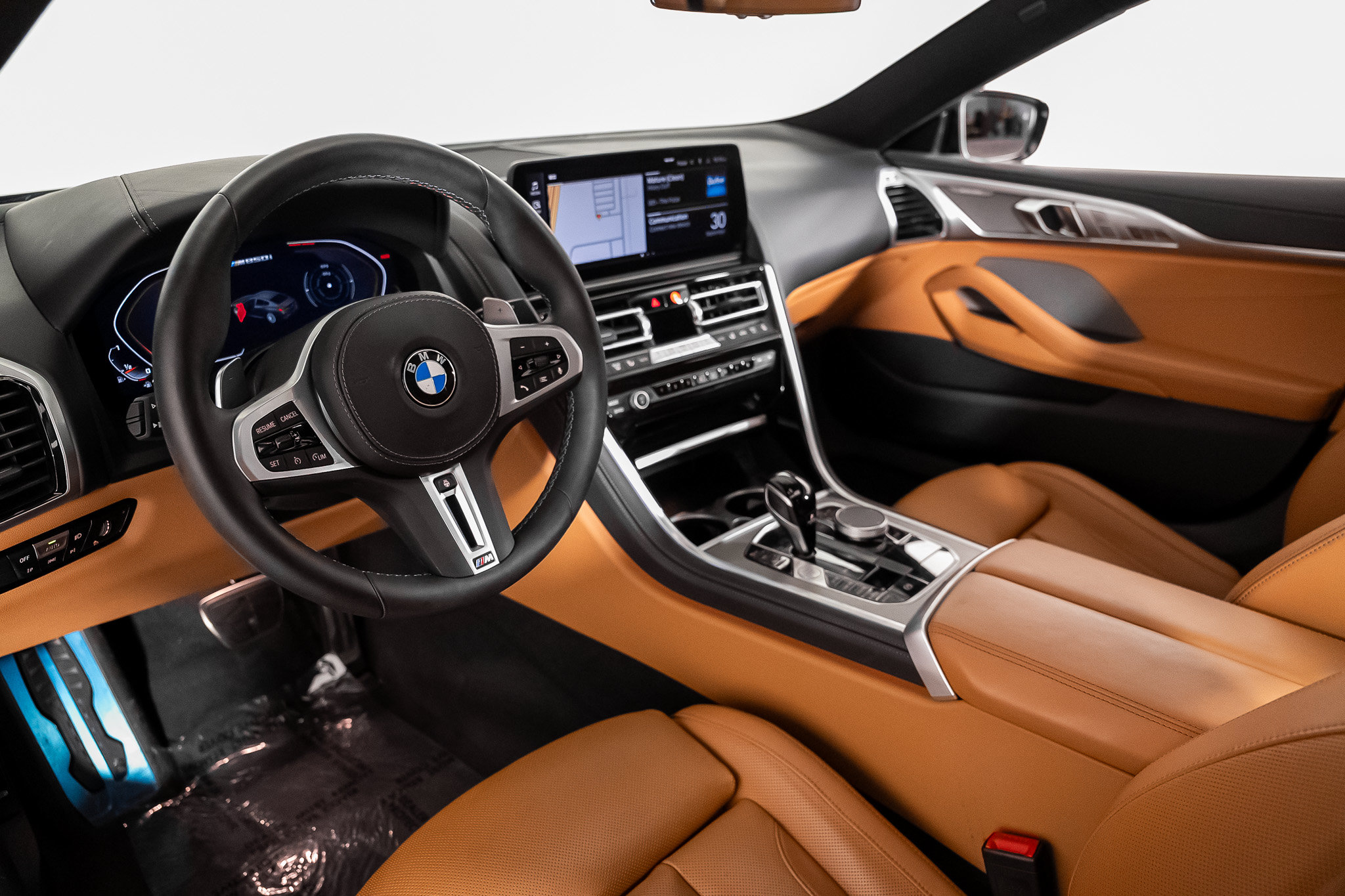 Used 2026 BMW M850i xDrive AWD/4WD image 2