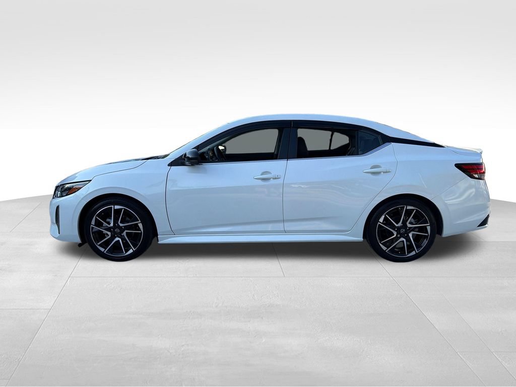 Certified 2024 Nissan Sentra SR w/ SR Premium Package FWD image 4